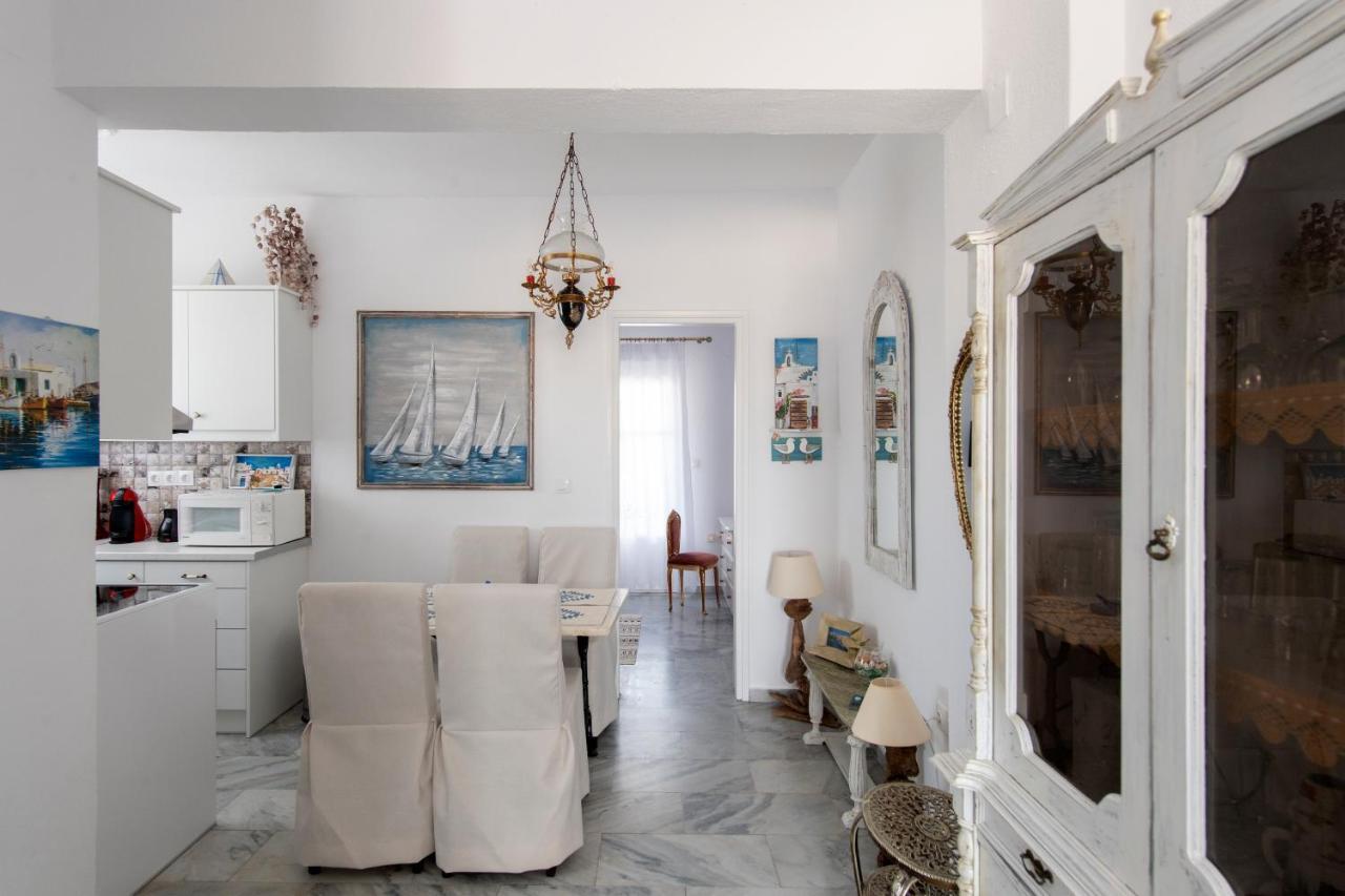 Ricos Two Bedroom House - Naoussa Paros 외부 사진